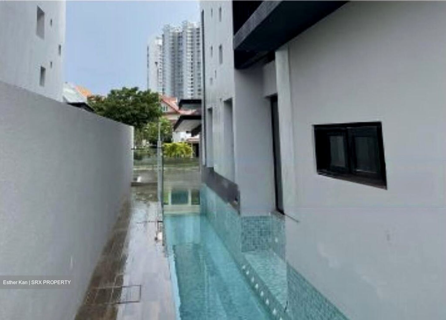 Hillcrest Park (D11), Terrace #447285631